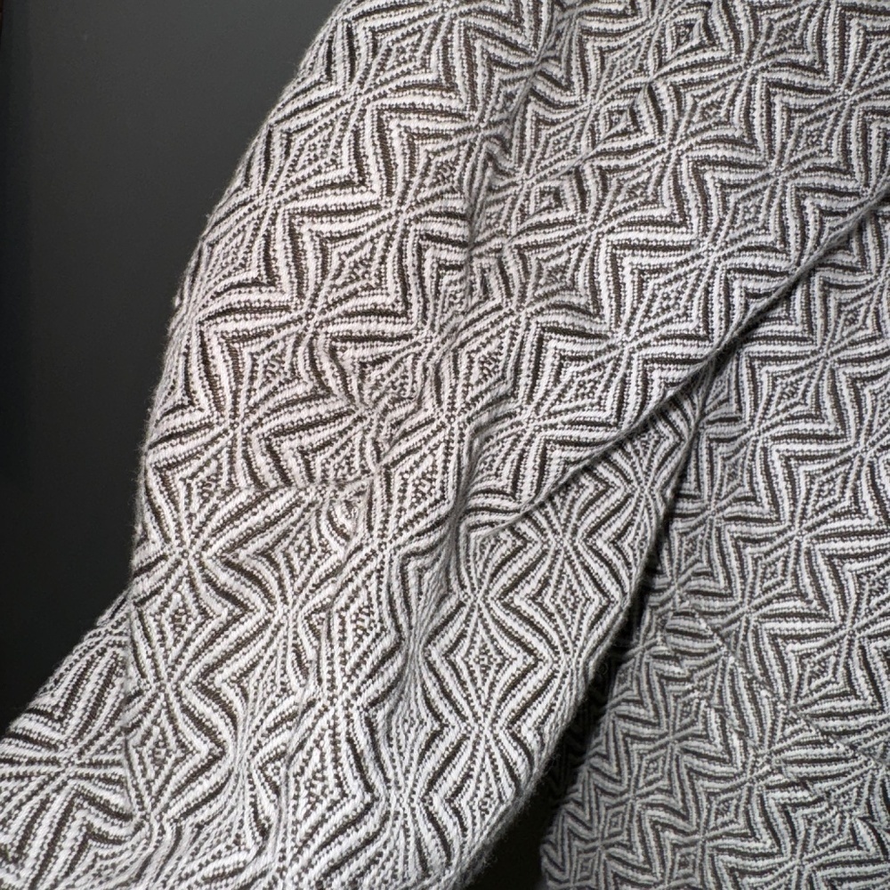 EUC Anthropologie Coquille Eyes For You Geometric Print Crop Blazer Size 6 - Picture 5 of 10